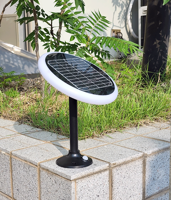 오베르진 태양광 센서형 외부 문주등 실외벽등 LED 8W
